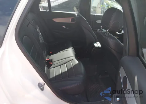 2019 Mercedes-Benz Glc 300 from USA, damaged, VIN WDC0G4JB1KV157670